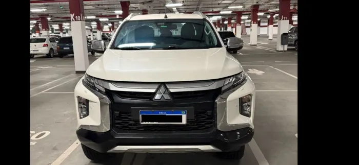 Mitsubishi L200 Triton Sport HPE-S 2.4 CD Dies. AUT 2022