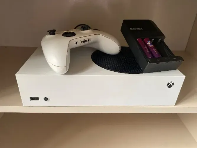 X Box Séries S bem conservado