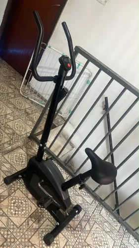 Bicicleta ergométrica nova 
