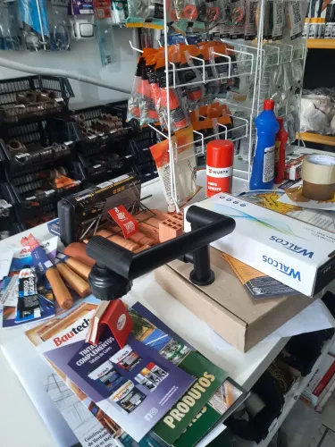 Torneira bancada retratil várias posiçõe multi esquichoss