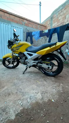 Moto Twister 250