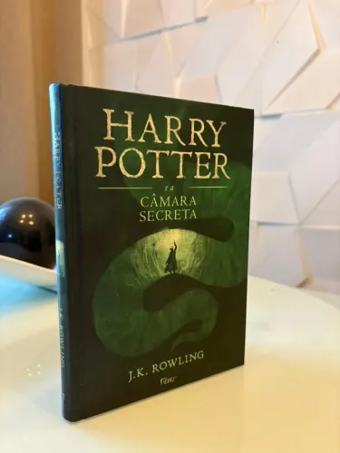 Harry Potter e a Câmara Secreta - J. K. Rowling