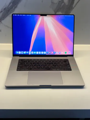 MacBook Pro 16" M1 Pro 16GB 512GB SSD | Impecável