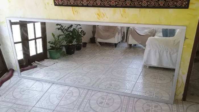 Espelho Dupla face com moldura em perfil de alumínio 2,70M x 1,10M de alta qualidade.