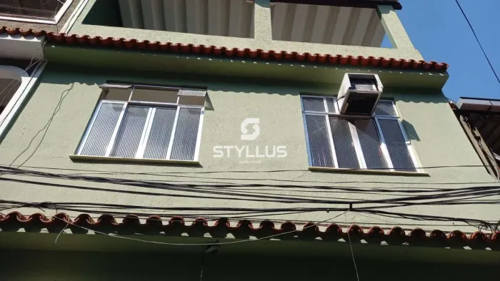Residência Espaçosa em Vila Fechada com 3 Quartos no Engenho de Dentro! PA01X
