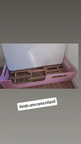 Vendo cama infantil novinha
