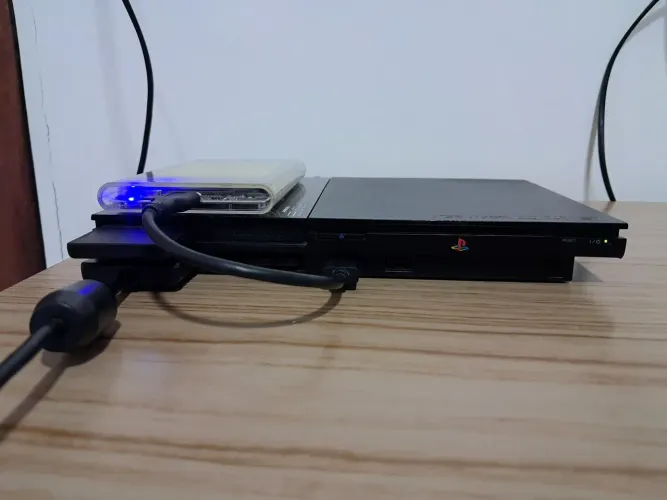 PlayStation 2 Slim + Controle + Memory Card