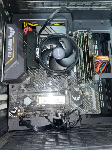 KIT Placa mãe+ processador Ryzen+ ram + ssd