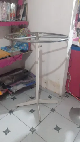 Porta cabides pra roupas