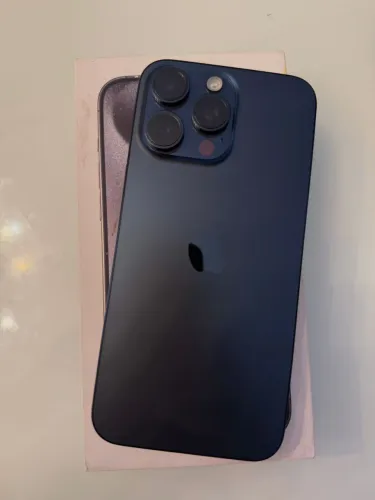 iPhone 15 pro max 512gb