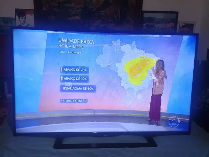 TV AOC "48" LED (não é Smart) Vila prudente SP