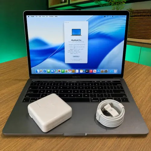 MacBook Pro 13? A2251 2020 - i7 / 32GB / SSD 1TB