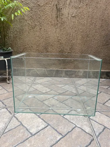AQUÁRIO 42L NOVO