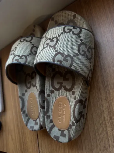 GUCCI Slide GG Canvas Original - Tam. 41,5 (8 Europa)
