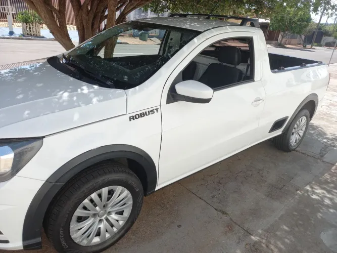 Volkswagen Saveiro Robust 1.6 Total Flex 8V 2019