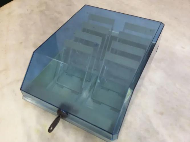 Porta Disquete de Pc Antigo 286 386 486 Caixa Organizadora De Acrílico Com Chave