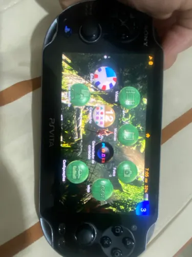 Vendo PS Vita + 32gb de memória