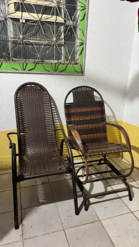 Par de cadeiras de balanço
