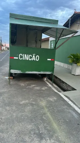 Carro trailer