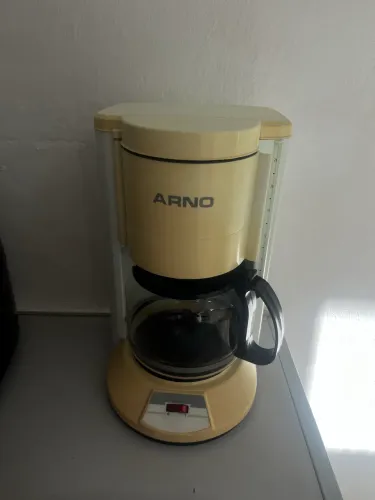 Cafeteira Elétrica Arno com Jarra de Vidro