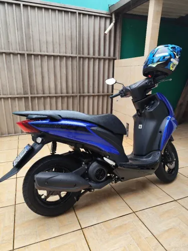 Vendo moto Fluo 2023 ABS automática STOP START
