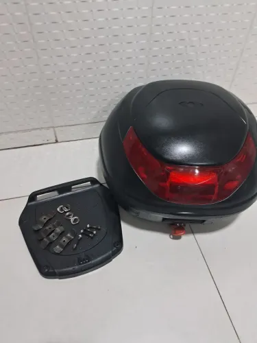 Baú givi 35 litros