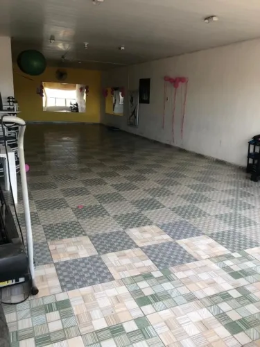 PRÉDIO COMERCIAL NA ENTRADA DE PORTO CALVO