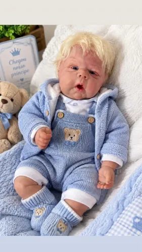 bebê reborn gordinho com cabelo mohair olhos de vidro