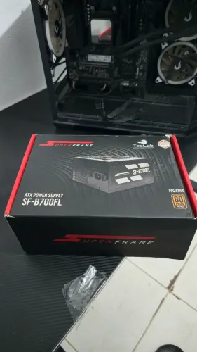 Fonte SF - B700 FL