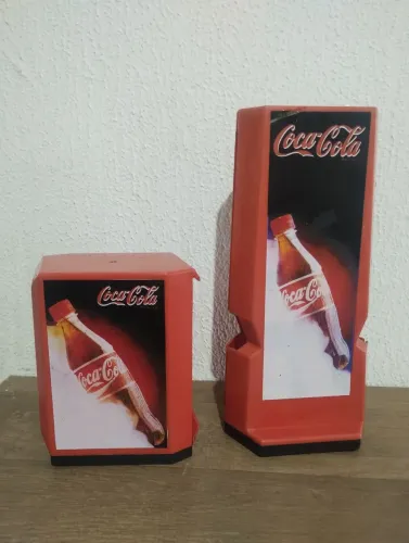 Porta canudo e guardanapos Coca cola.
