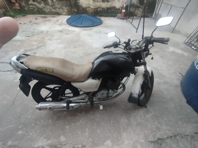 Moto Suzuki yes