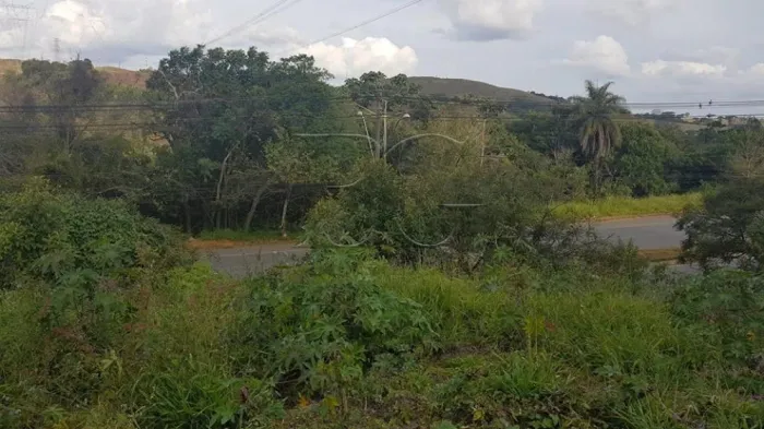 Terreno comercial