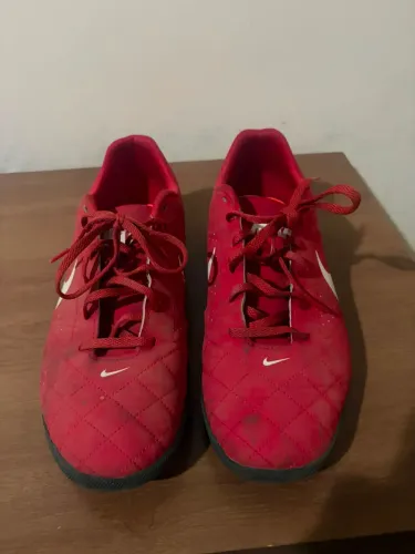 Chuteira Nike Beco TF2