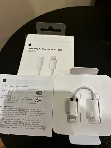 Adaptador Apple Lightning para entrada P3 (3,5 mm) Original