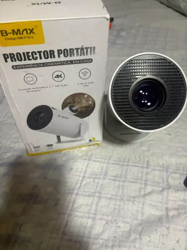 Projector portátil B-max