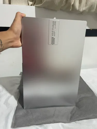 ASUS VIVOBOOK