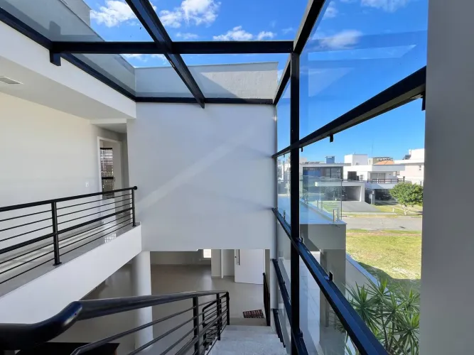 Casa á Beira Mar 5 Dormitórios em Condomínio Fechado no Sul Da Ilha