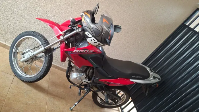 Vende se bross 150