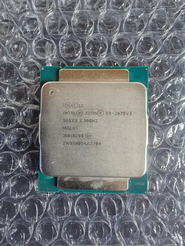 Xeon E5 2670v3 - 12 Núcleos / 24 threads