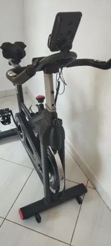 BICICLETA ERGOMÉTRICA ODIN FIT SPINNING PACE6000