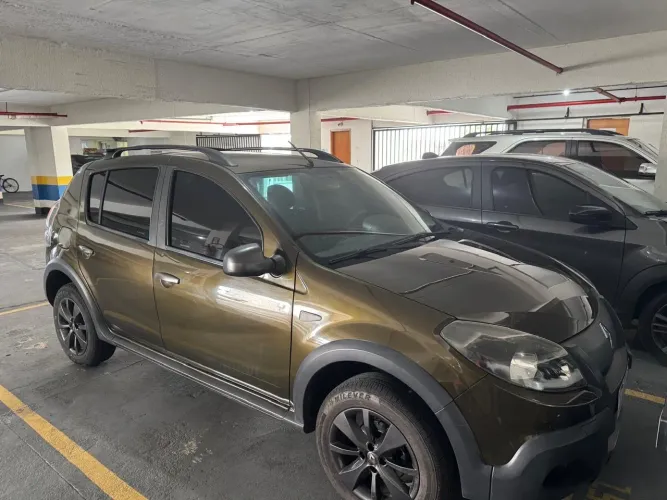 Renault Sandero Stepway Hi-flex 1.6 16V 5P Aut. 2013