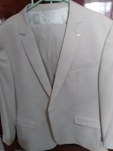 Vendo blazer bege claro