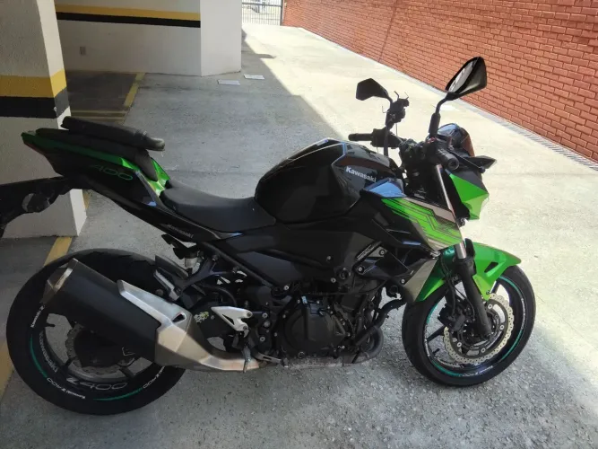 Kawasaki Z400 ABS único dono