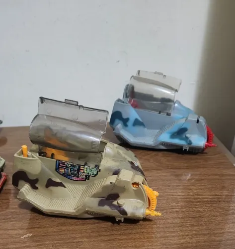 Carrinho Miniatura Turbocycle Moto SOS Comandos Gulliver 