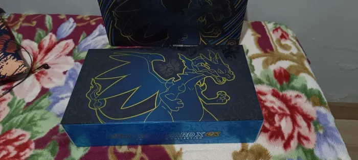 Caixa mega charizard X