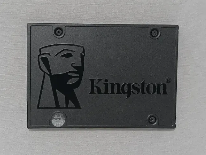 SSD Kingston 480GB praticamente novo 