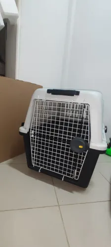 Caixa de transporte para cachorro Ferplast Atlas 50 padrão IATA