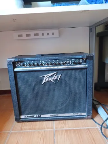 Amplificador Peavey Bandit 112 