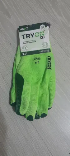 Luvas