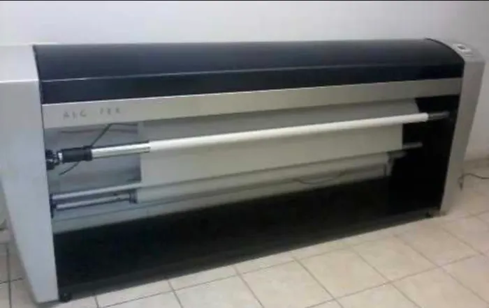 Ploter de risco Italiana Algotex Smart 180 de 1.80 e mesa digitalizadora
